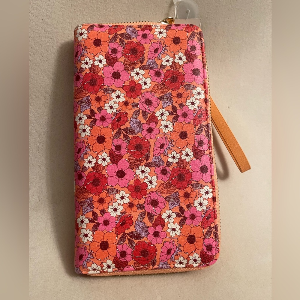 No Boundaries Women's Zip Around Wristlet Wallet PEACH JELLY FLORAL